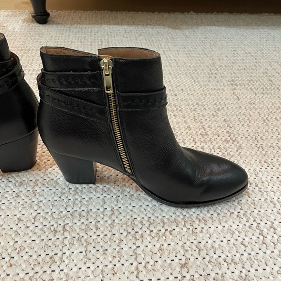 Anthropologie Black Leather Ankle Booties - Picture 4 of 11